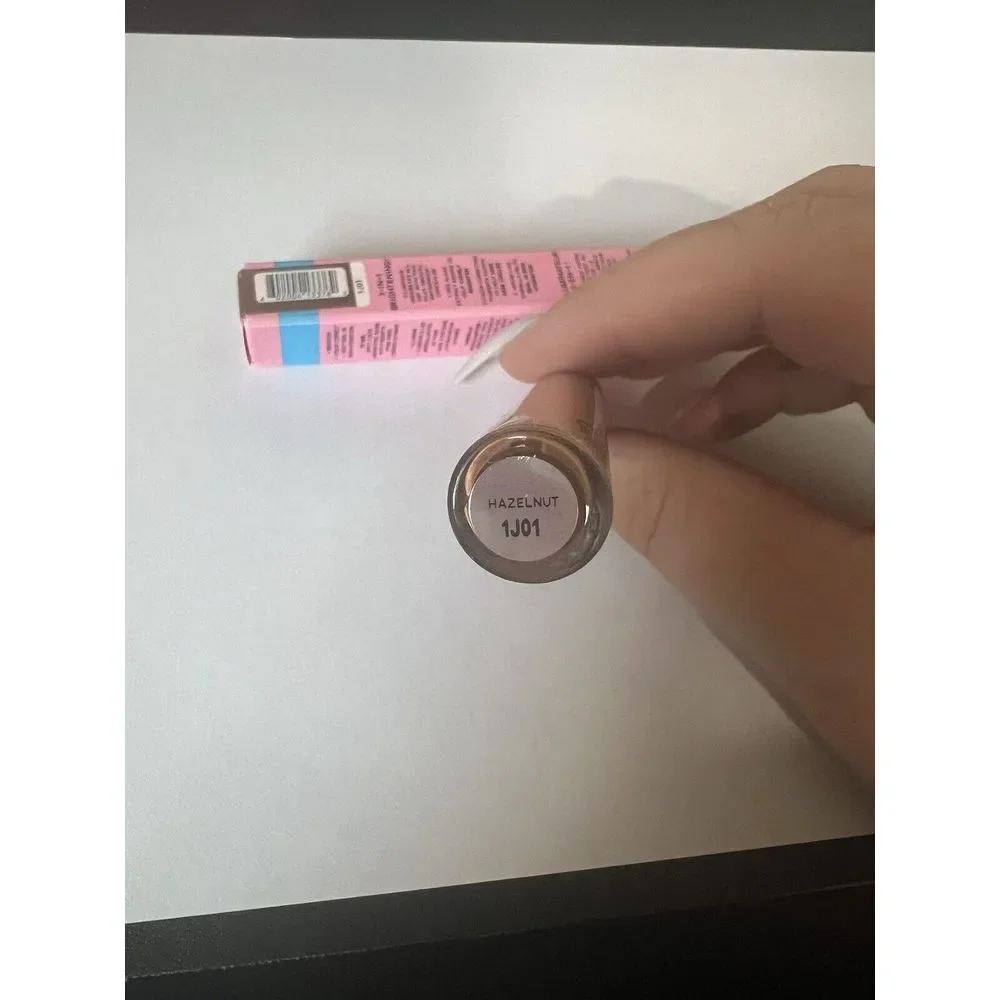 Benefit Boi-ing Bright On‎ Brightening Undereye Concealer Hazelnut NIB